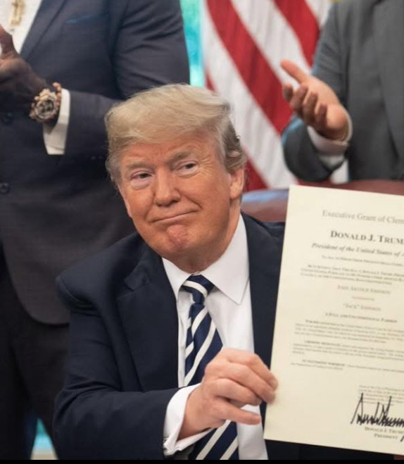 Pres. Trump Pardons Larry Hoover, NBA Youngboy, and Todd & Julie Chrisley